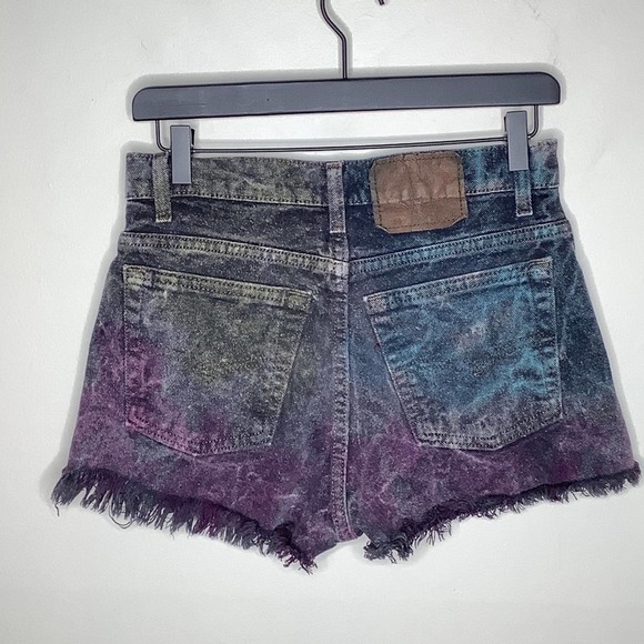 LEVIS 550 Cut Off Tie Dye Acid Wash Shorts {EE37} - Picture 3 of 6
